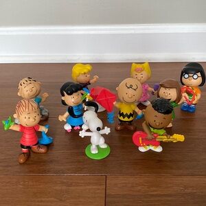 Just Play Peanuts Collector Figures for 3 years + (10 Pack)